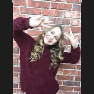 Meet your Posher, Dani